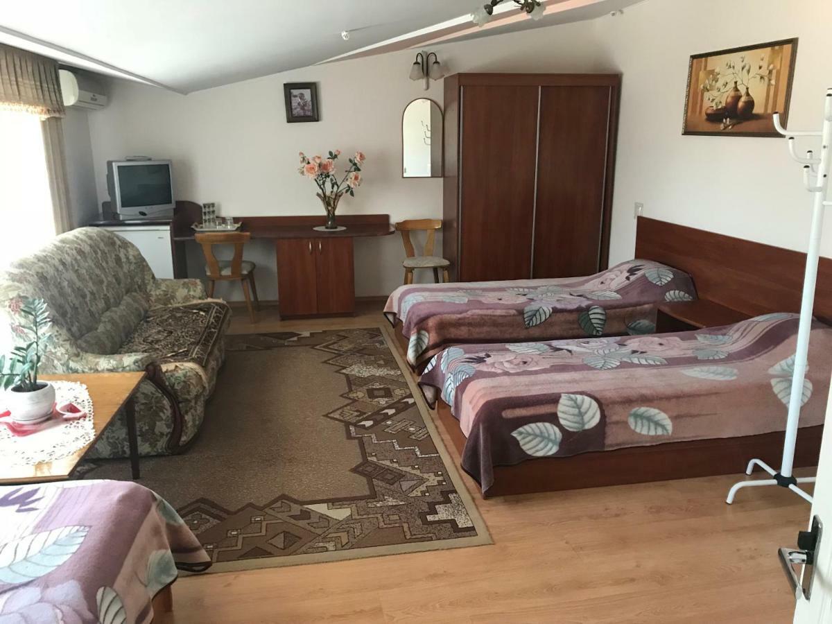 Anzhelina Ξενοδοχείο Χερσών Εξωτερικό φωτογραφία